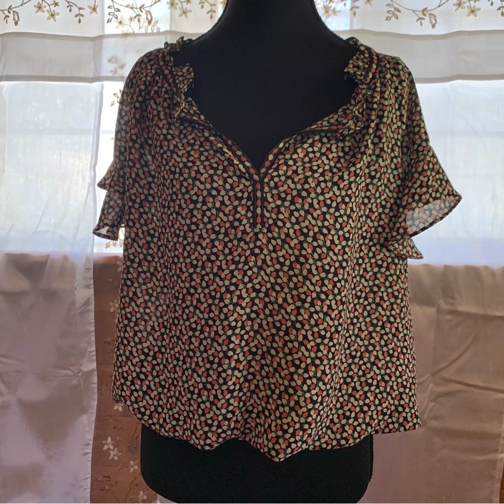 Max Studio Black Floral Ruffle Flutter Sleeve Blouse